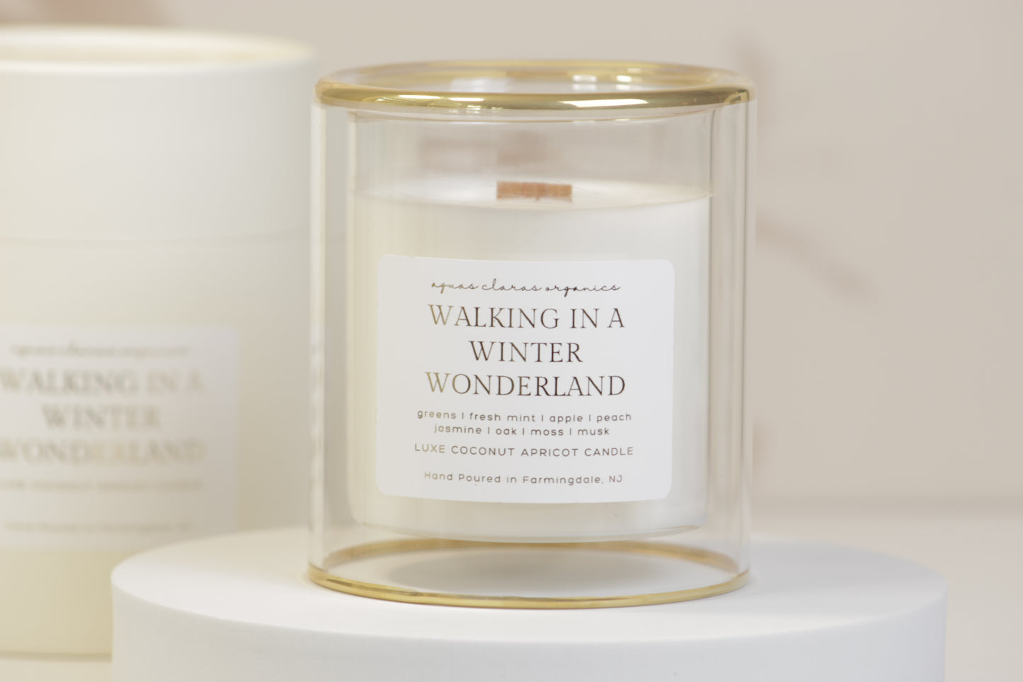 Walking in a Winter Wonderland Candle - Crispy, Fresh & Juicy