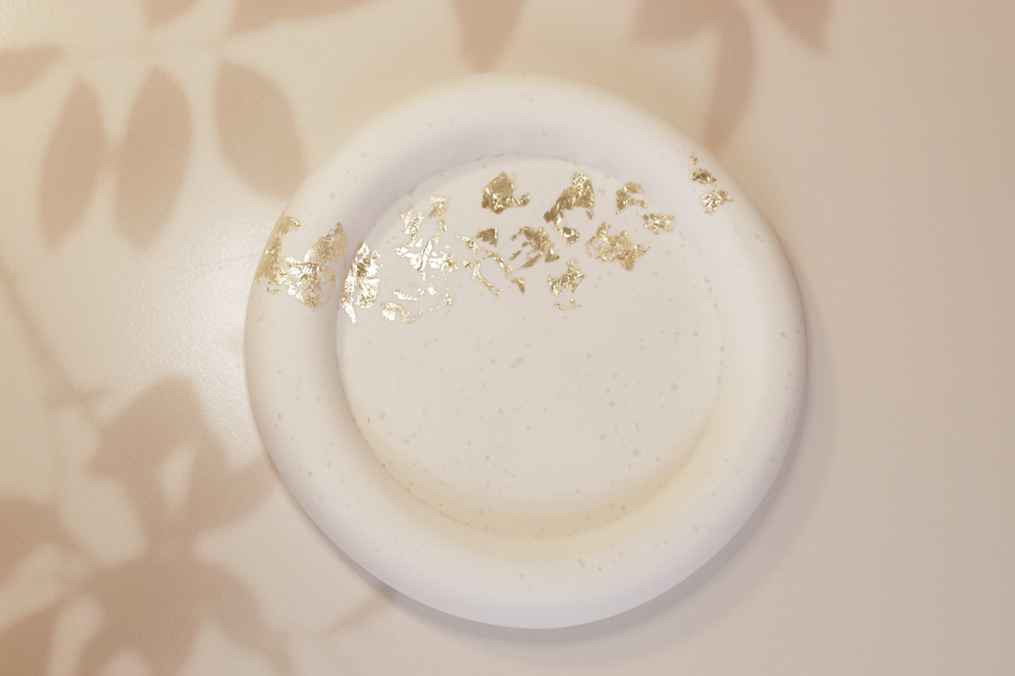 Round Cloud Tray with Gold Leaf
