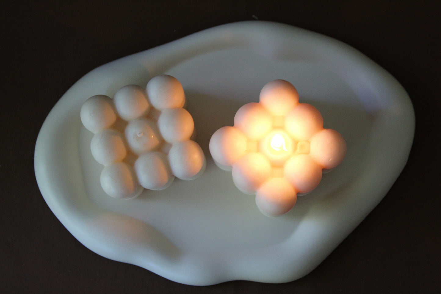 Irregular Oval Cloud Tray