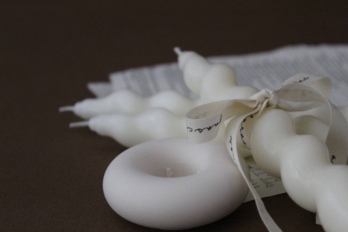 Minimalist Round Candlestick Holder