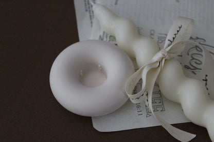 Minimalist Round Candlestick Holder