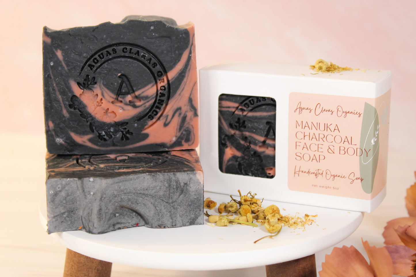 Manuka Charcoal Face & Body Soap - Tea Tree & Geranium Essential Oils